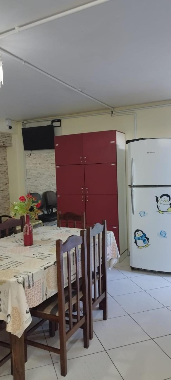 Hostel Em Brusque - Para Quem Busca Economia - Otima Localizacao Zewnętrze zdjęcie